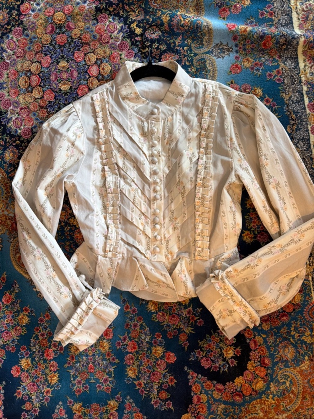 Lacemade Collection  Victorian-Inspired Cream Floral Button-Front Blouse L